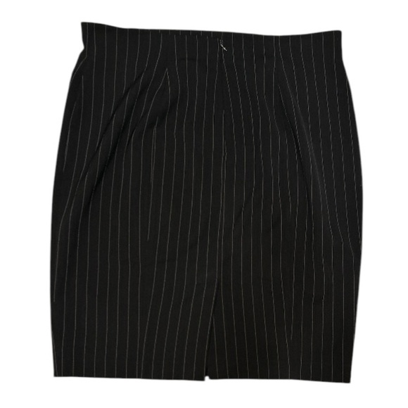 Spiegel Black Pinstriped Skirt,‎ EUC Size 20W. - Picture 3 of 7
